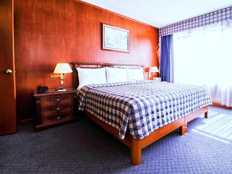 Hotel Lastra Пуэбла Экстерьер фото