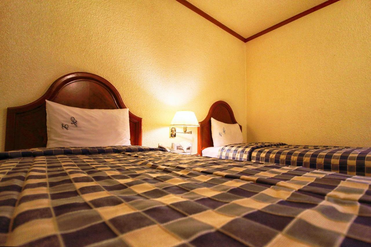Hotel Lastra Пуэбла Экстерьер фото