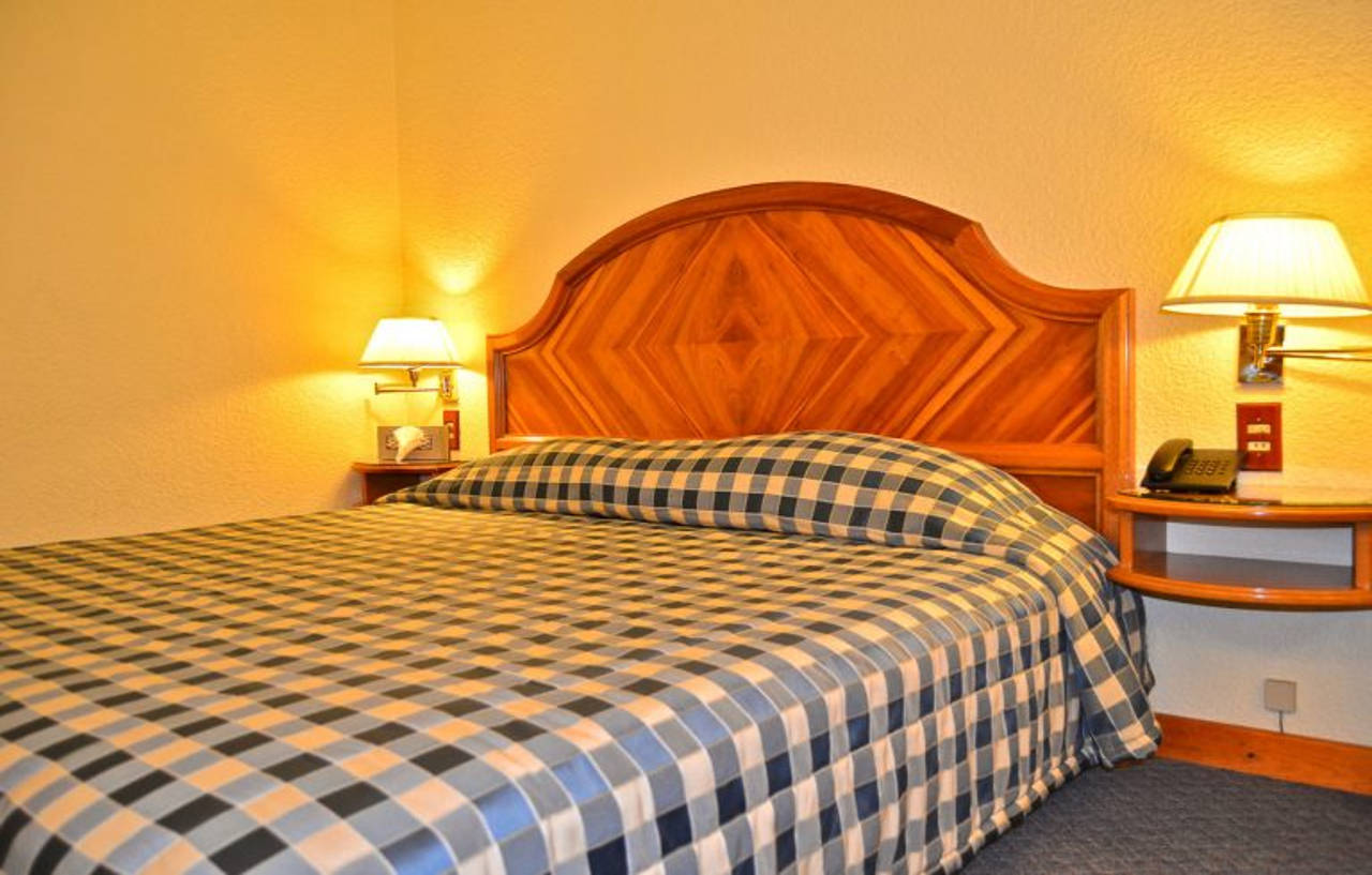 Hotel Lastra Пуэбла Экстерьер фото
